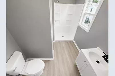 1019 N 12th St, Sheboygan, WI 53081 - Photo 3
