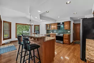 13830 W Linfield Dr, New Berlin, WI 53151 - Photo 7