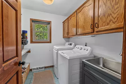 13830 W Linfield Dr, New Berlin, WI 53151 - Photo 25