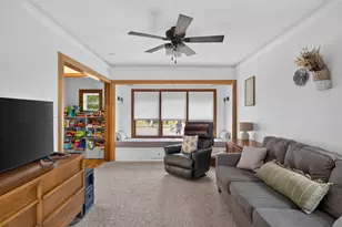 821 20th St, La Crosse, WI 54601 - Photo 11