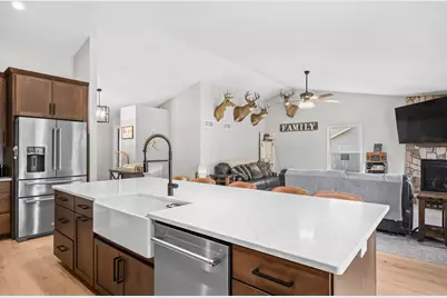 29518  River View Pkwy, Racine, WI 53105 - Photo 15