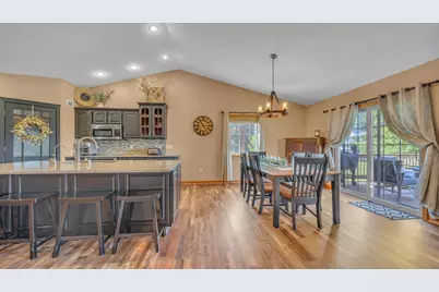 217 N Grant St, Rosendale, WI 54974 - Photo 5