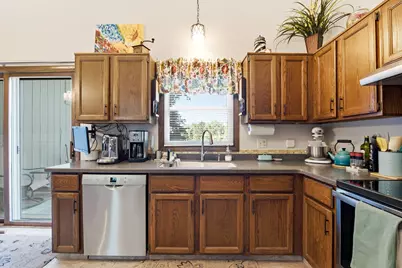 719  Wexford Way, Hartland, WI 53029 - Photo 11