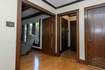 352 N Pinecrest St, Milwaukee, WI 53208 - Photo 17