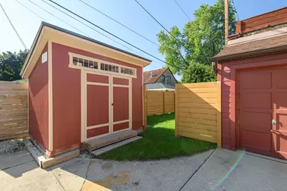 352 N Pinecrest St, Milwaukee, WI 53208 - Photo 45