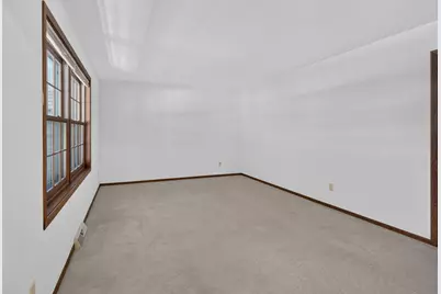 W71N1044  Hampton Ave, Cedarburg, WI 53012 - Photo 3