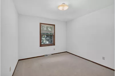 W71N1044  Hampton Ave, Cedarburg, WI 53012 - Photo 23