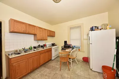2753 N Pierce St, Milwaukee, WI 53212 - Photo 9