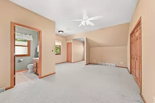 1161 Elm Lawn St, Wauwatosa, WI 53213 - Photo 19