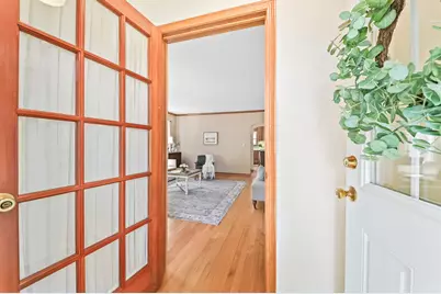 1161  Elm Lawn St, Wauwatosa, WI 53213 - Photo 3