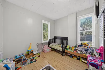 422 N 6th St, Manitowoc, WI 54220 - Photo 13