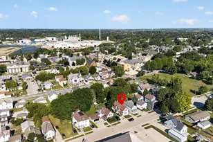 422 N 6th St, Manitowoc, WI 54220 - Photo 27