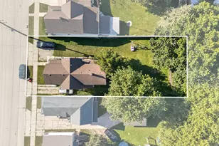 422 N 6th St, Manitowoc, WI 54220 - Photo 25