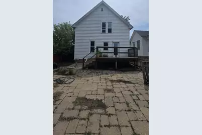 2042  Carmel Ave, Racine, WI 53405 - Photo 7