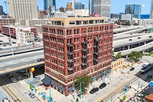 400 N Broadway, Milwaukee, WI 53202 - Photo 33