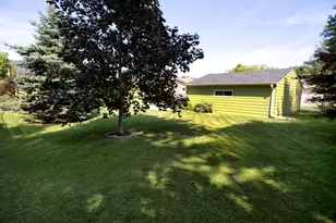 1505 Edgewood Ave, South Milwaukee, WI 53172 - Photo 27