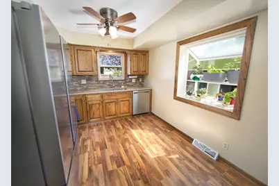 1505  Edgewood Ave, South Milwaukee, WI 53172 - Photo 9