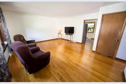 1505  Edgewood Ave, South Milwaukee, WI 53172 - Photo 3