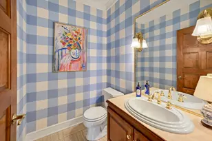 2835 W Golf Cir, Mequon, WI 53092 - Photo 23