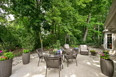 2835 W Golf Cir, Mequon, WI 53092 - Photo 29