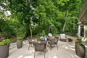 2835 W Golf Cir, Mequon, WI 53092 - Photo 29