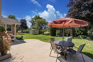6109 Thornridge Ln, Greendale, WI 53129 - Photo 35