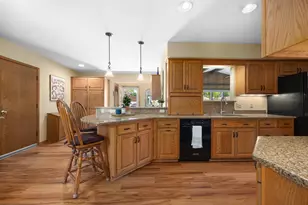 6109 Thornridge Ln, Greendale, WI 53129 - Photo 5