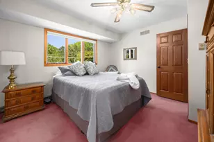 6109 Thornridge Ln, Greendale, WI 53129 - Photo 19