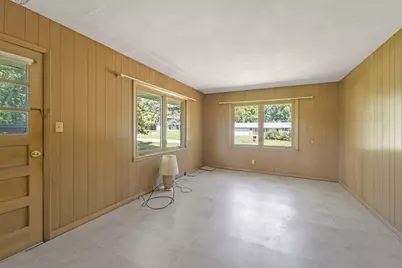 6411 S 118th St, Franklin, WI 53132 - Photo 13