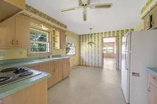 6411 S 118th St, Franklin, WI 53132 - Photo 11