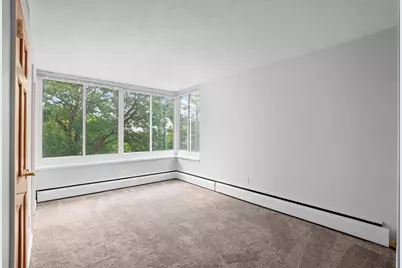 1409 N Prospect Ave #401, Milwaukee, WI 53202 - Photo 9