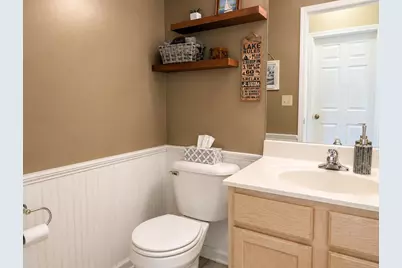 508  Berwyn Dr, Fontana, WI 53125 - Photo 15