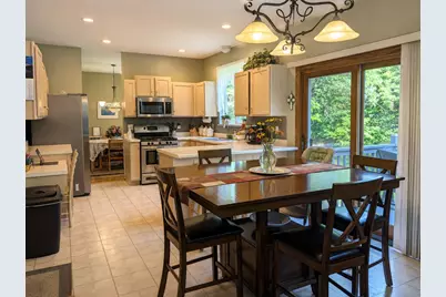 508  Berwyn Dr, Fontana, WI 53125 - Photo 9