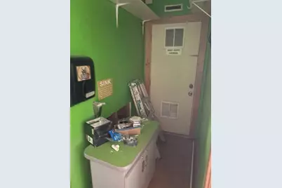 3529 N Vliet St, Milwaukee, WI 53208 - Photo 9