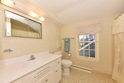 7758 N Berwyn Ave, Glendale, WI 53209 - Photo 37