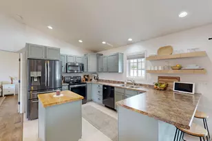 1909 Viking Ave, Holmen, WI 54636 - Photo 3