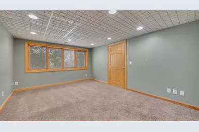 4564  Broadway St, Manitowoc, WI 54220 - Photo 37