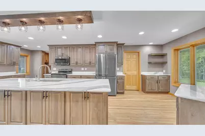 4564  Broadway St, Manitowoc, WI 54220 - Photo 15