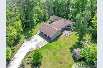 4564  Broadway St, Manitowoc, WI 54220 - Photo 47