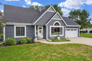 2554 S Sterling Cir, East Troy, WI 53120 - Photo 31