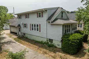 1331 E Saveland Ave, Milwaukee, WI 53207 - Photo 37