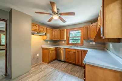 1331 E Saveland Ave, Milwaukee, WI 53207 - Photo 11