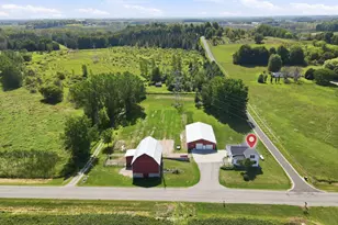 W1597 Foundry Rd, New Holstein, WI 53061 - Photo 35