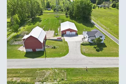 W1597  Foundry Rd, New Holstein, WI 53061 - Photo 39