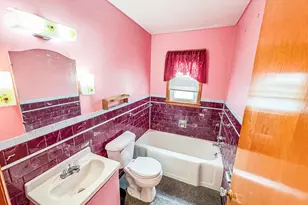 1109 Flambeau St, Manitowoc, WI 54220 - Photo 7