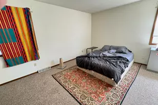 4449 W Tesch Ave, Greenfield, WI 53220 - Photo 7