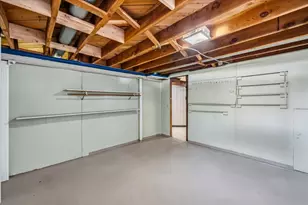 10923 W Cameron Ave, Milwaukee, WI 53225 - Photo 23