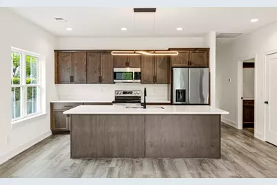 232 E Brown St, Milwaukee, WI 53212 - Photo 11