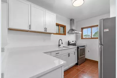 2116 S 70th St, West Allis, WI 53219 - Photo 13