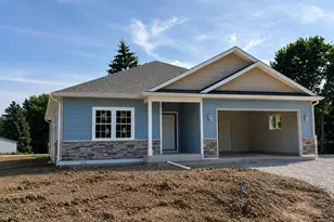 5331 Emstan Hills Rd, Racine, WI 53406 - Photo 1